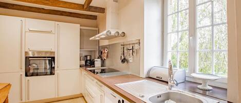Microwave, oven, dishwasher, highchair