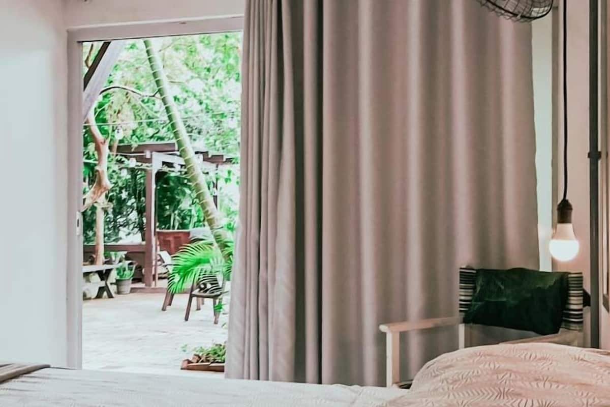 Basic Double Room, Shared Bathroom, Lagoon View (001) | 1 bedroom, free WiFi, bed sheets