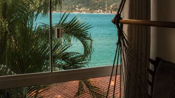 Superior Triple Room, Lagoon View (202) | Free WiFi, bed sheets