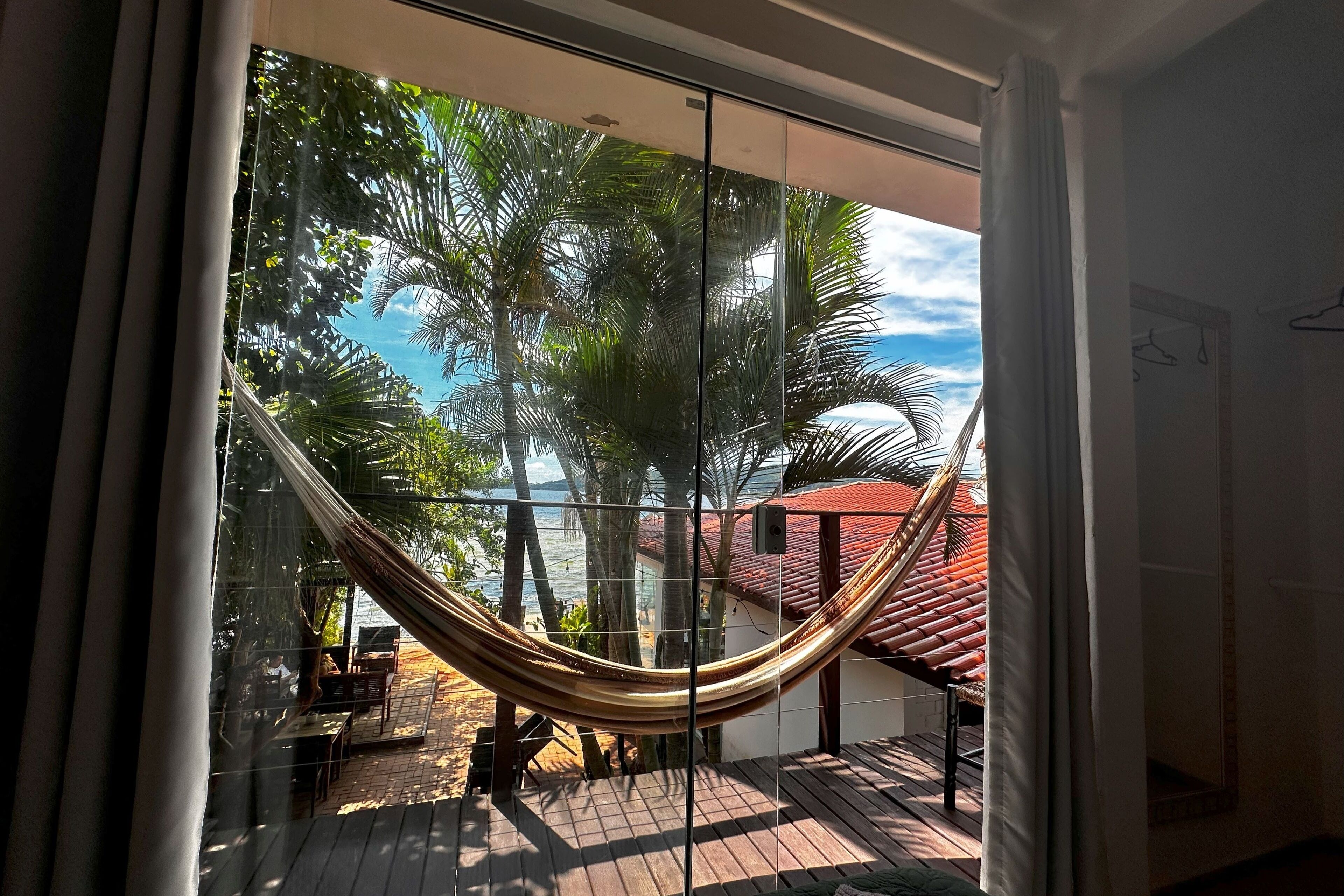 Comfort Double Room Single Use, Lagoon View (102) | Free WiFi, bed sheets