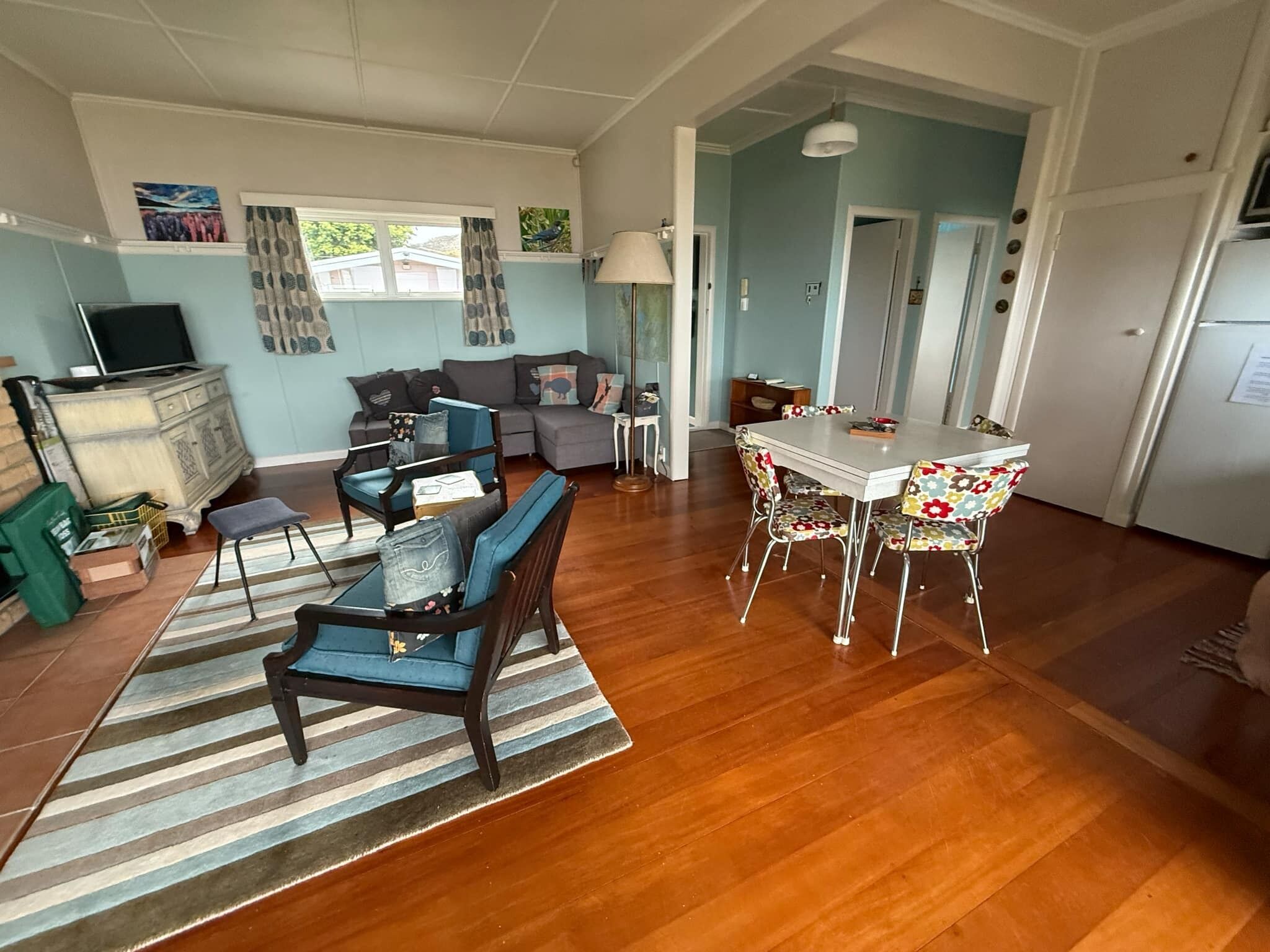 Smart TV, fireplace, books