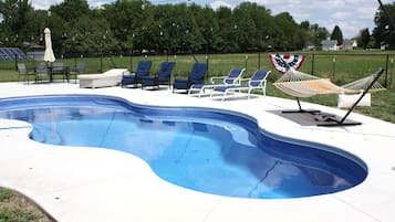 Piscine extérieure, piscine chauffée