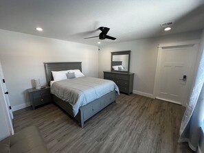 2 chambres, lit parapluie, Wi-Fi gratuit, draps fournis