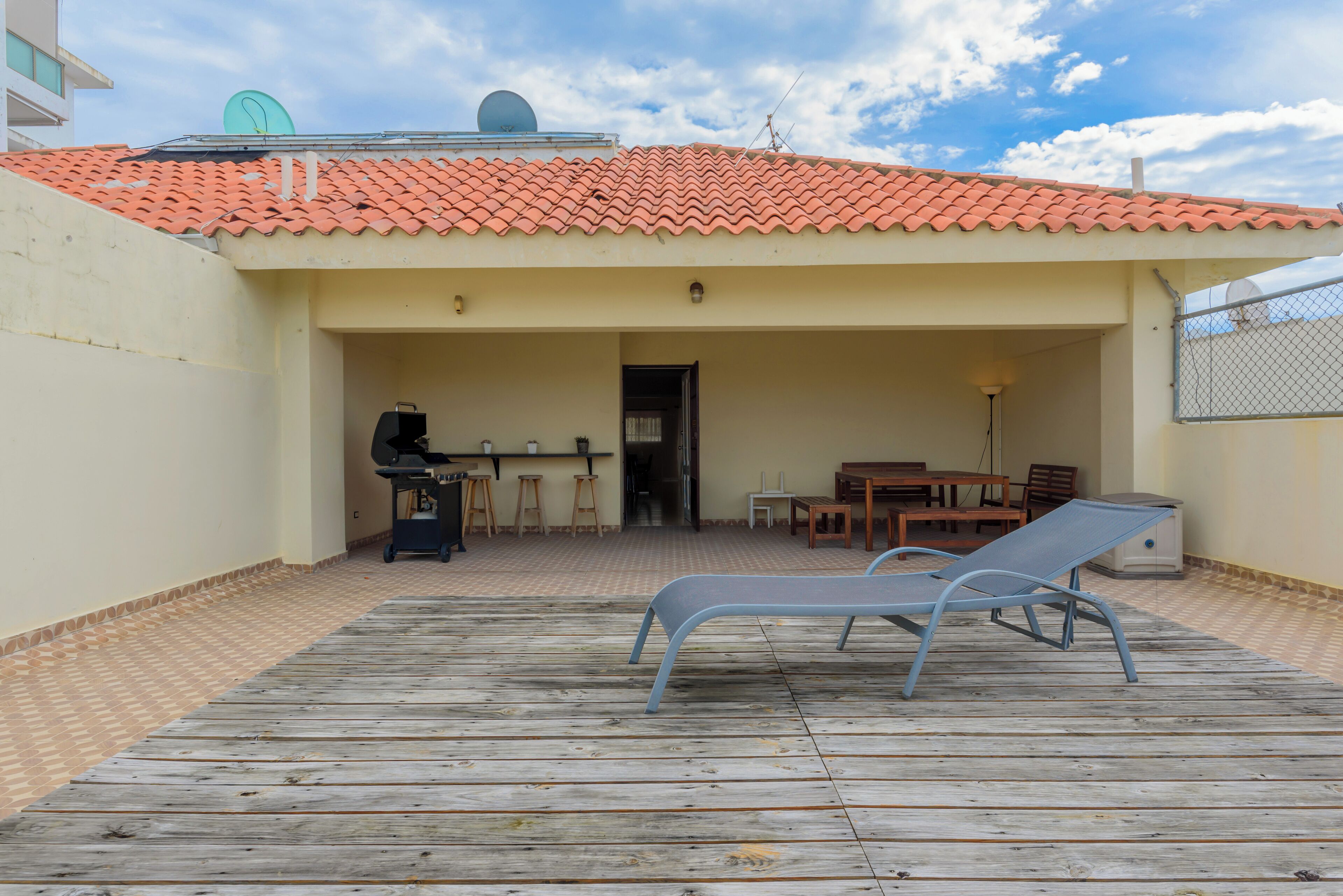 Classic Penthouse, 4 Bedrooms, City View, Tower | Terrace/patio