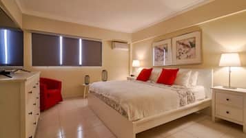 4 bedrooms, premium bedding, memory-foam beds, in-room safe