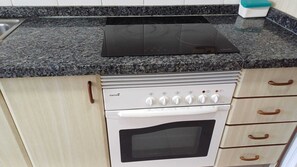 微波爐、焗爐、爐具、洗碗機