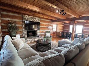 Smart TV, chimenea, videojuegos y reproductor de DVD 