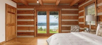 Lakeside Cabin minutes from major wedding venues - POOL and 10 person swim spa