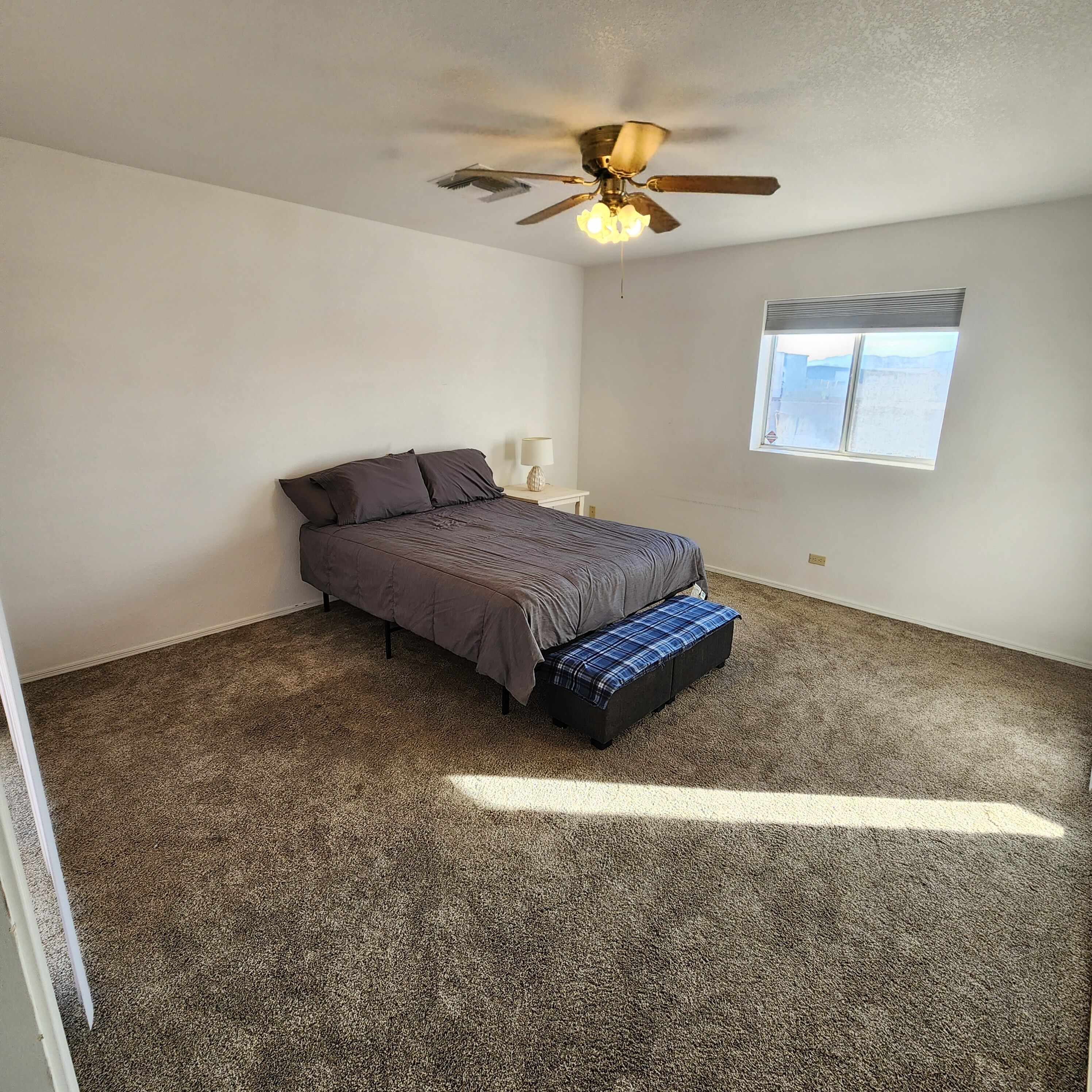 4 habitaciones, wifi y ropa de cama 