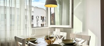 Opera Lavendel. 2 Large rooms Center King-size bed