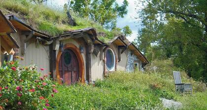 A four bedroom hobbit hole style home five minutes from historic Nauvoo Illinois