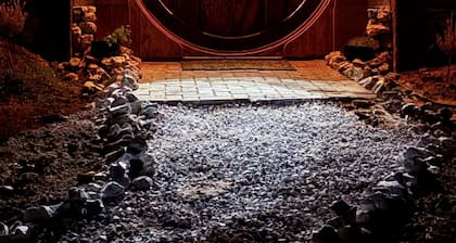 A four bedroom hobbit hole style home five minutes from historic Nauvoo Illinois