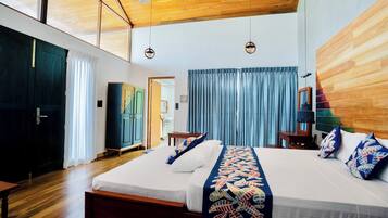 Superior Villa, 1 Bedroom | Egyptian cotton sheets, premium bedding, pillowtop beds, minibar