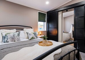 2 bedrooms