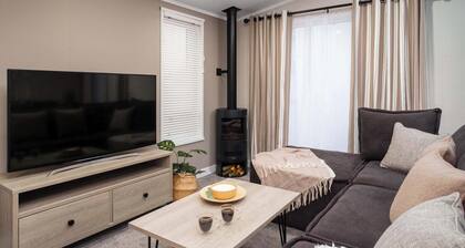 Premium modern and contemporary luxury lodge perfect for a relaxing escape.