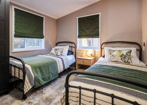2 bedrooms
