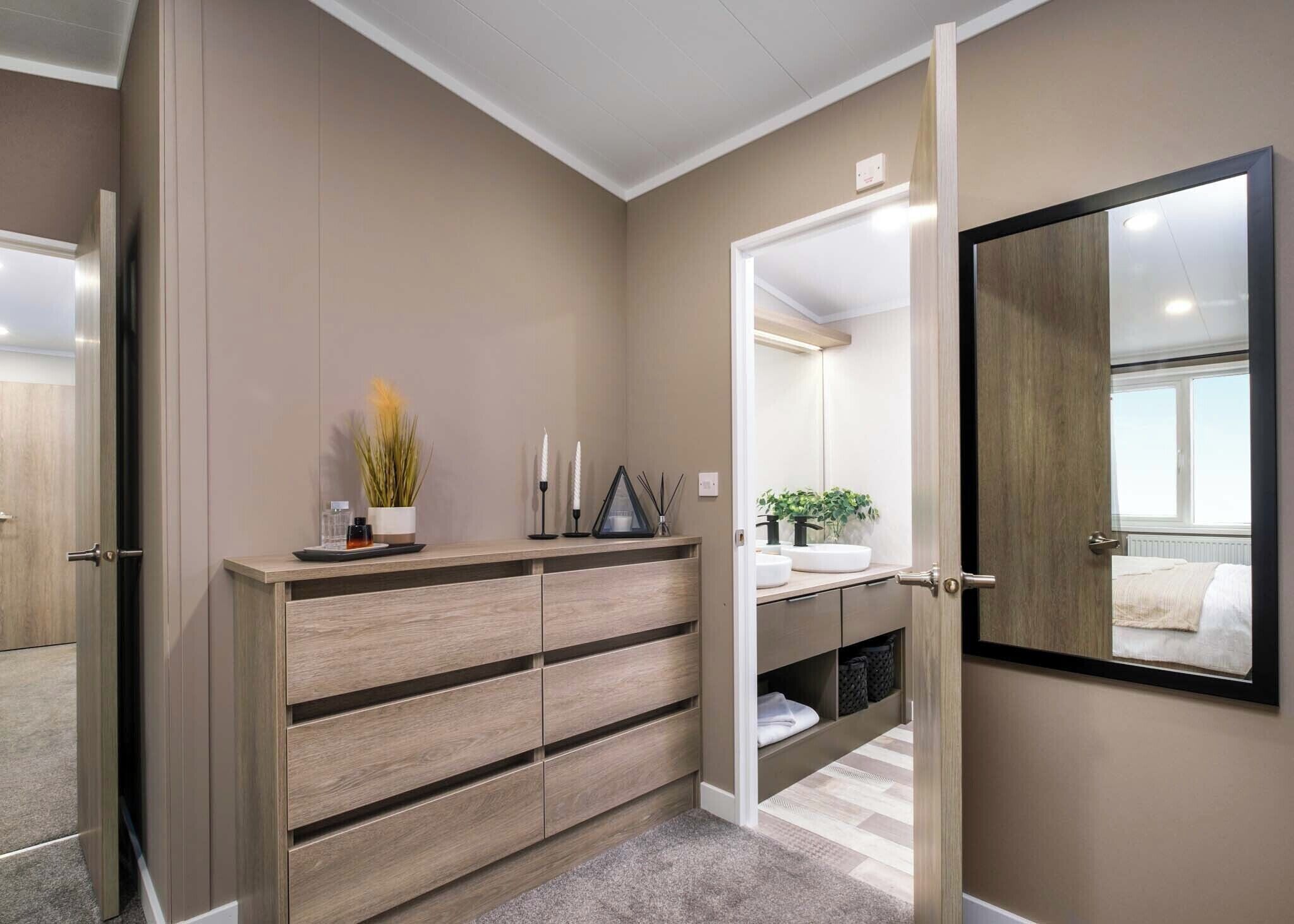 2 bedrooms