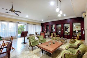 Lobby - Private Pool Villas Kuta (Kuta)