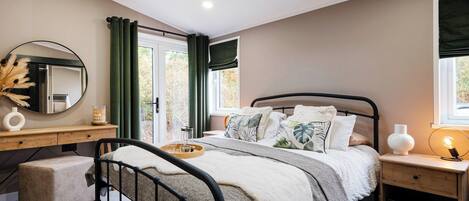 2 bedrooms