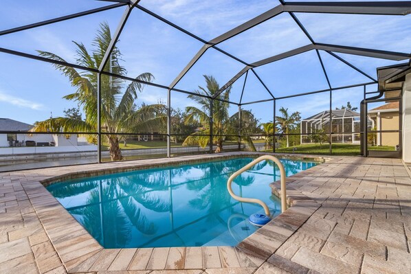 Piscine extérieure, piscine chauffée