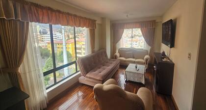 Sunny, Central, Comfortable & Equipped Apartment