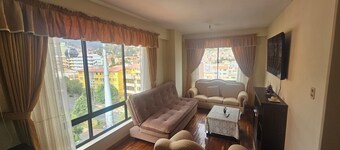 Sunny, Central, Comfortable & Equipped Apartment