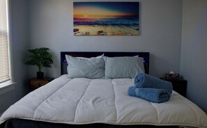 3 habitaciones, tabla de planchar con plancha, cuna de viaje y wifi 