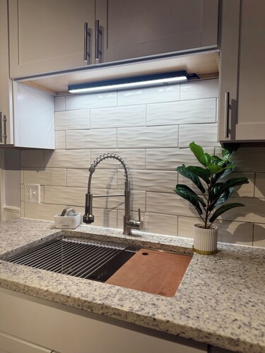 Charming 4-bedroom house with WiFi and AC in delightful Sheboygan