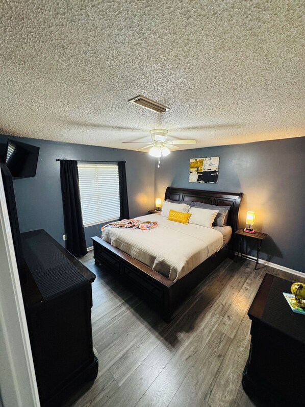 4 habitaciones, tabla de planchar con plancha y wifi gratis 