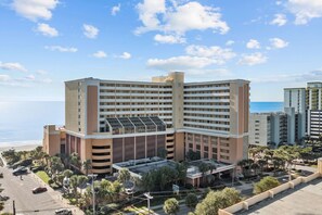 Exterior - Ocean Breeze Retreat Newly Remodeled! *NEW* (Myrtle Beach)