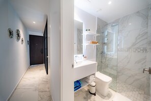 Shower - Couples PH  @ Cana Rock Star with Great Golf Views (Bavaro)