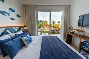 2 bedrooms, iron/ironing board, WiFi, bed sheets - Vista Family Garden Suite Pool front 2 Bdrms (Bavaro)
