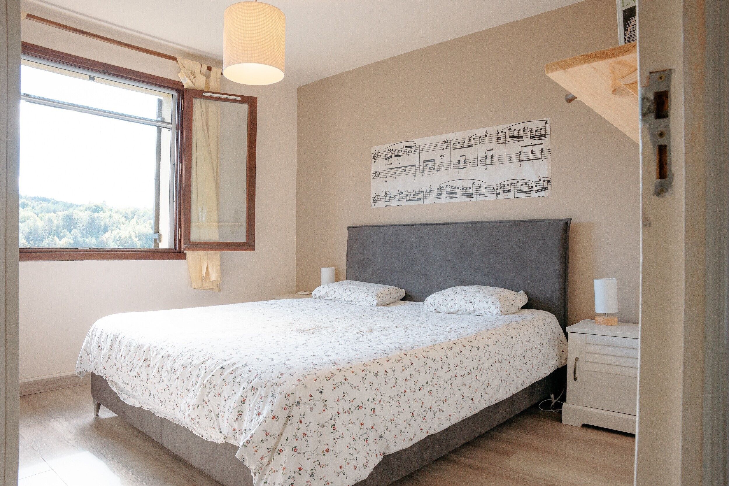 4 bedrooms, free WiFi