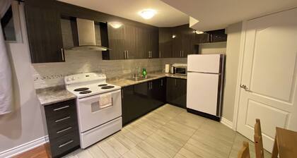 Cozy Priv. Bsmt 1 Bdrm 1 Bath apartment w/ parking