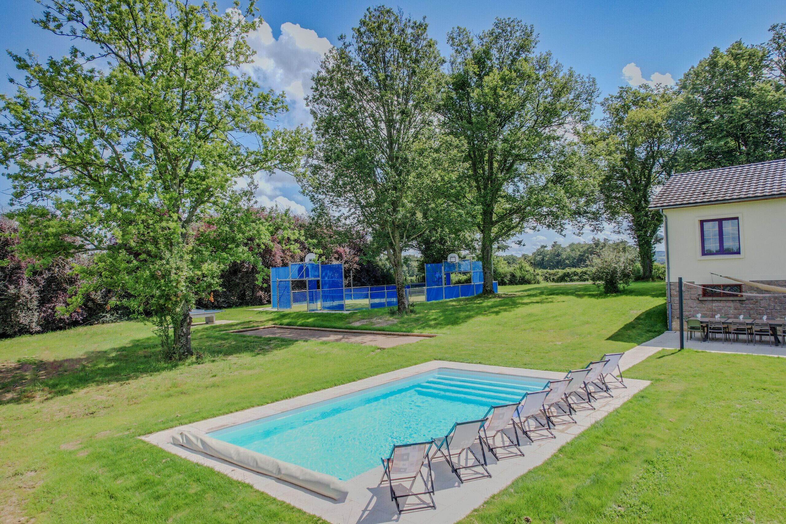 Opvarmet pool