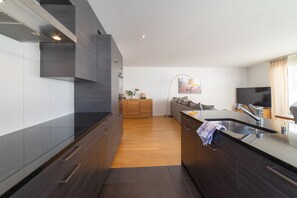 Interior - Säntis 8-person holiday apartment with magnificent mountain views (Wildhaus)