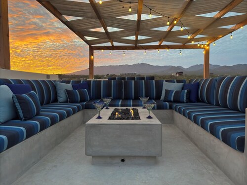 Sunset Villas - Casita Nopal | Rooftop Haven with Fire Table