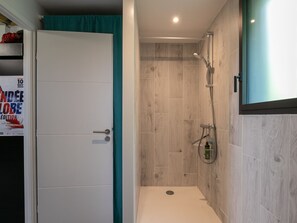 Hair dryer, towels