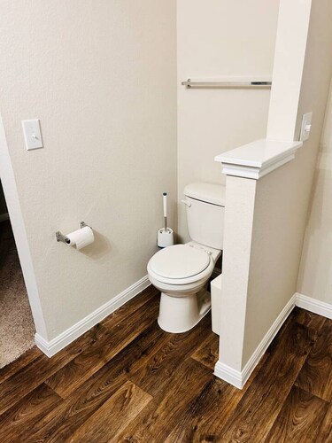 4BR retreat: 15m from Downtown and the Domain 