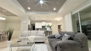 TV connectée, cheminée