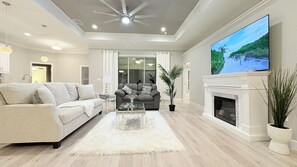 Smart TV, fireplace