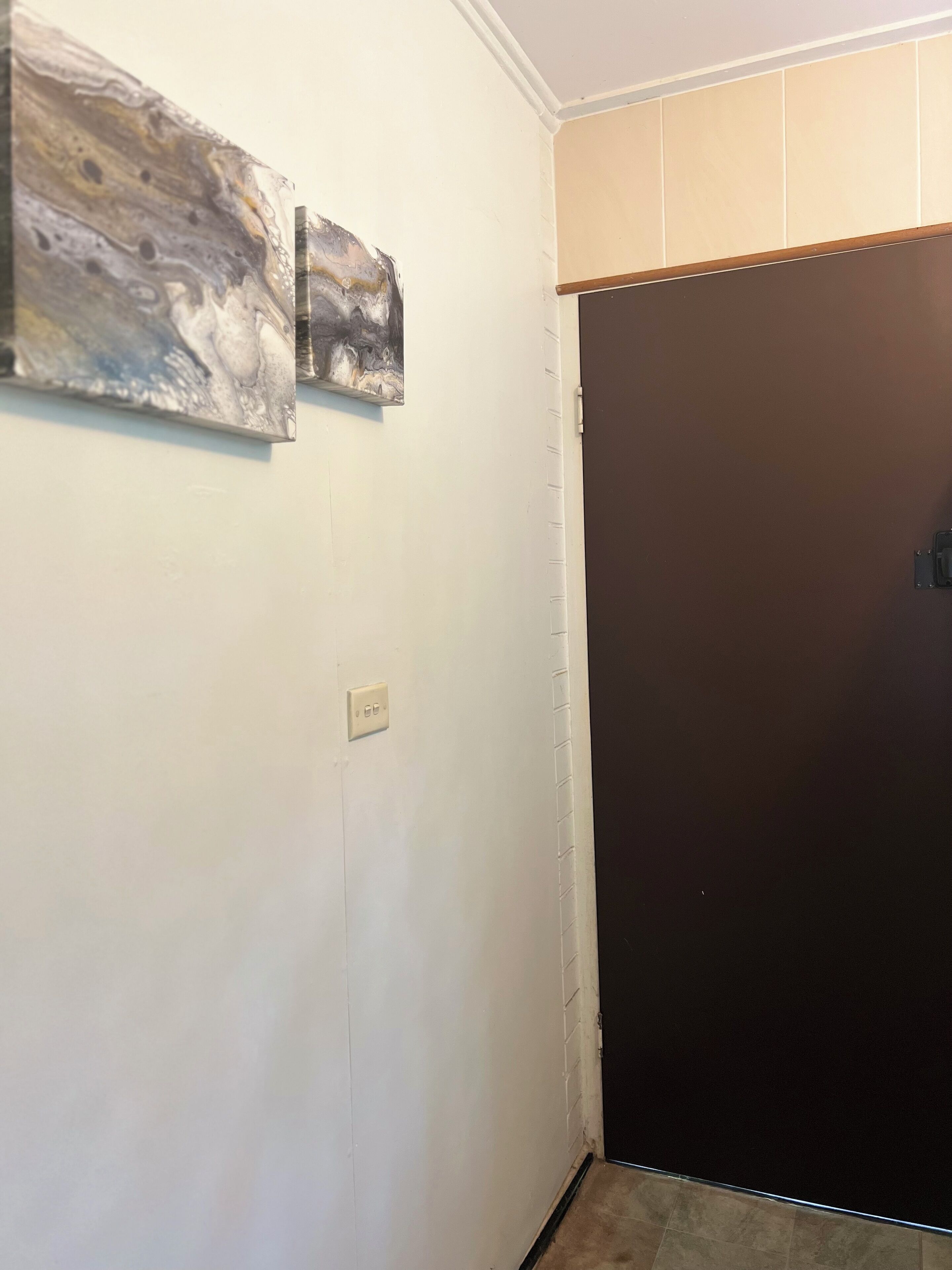 Talo, näköala puutarhaan | Oleskelualue