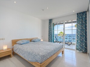 2 Schlafzimmer, Schreibtisch, Bügeleisen/Bügelbrett, WLAN