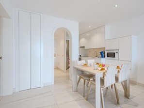 Dining - Rocas del Horizonte by Interhome (Costa del Silencio)
