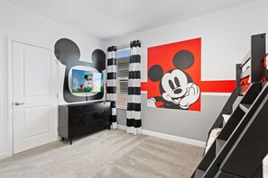 Children’s area - Chic 5Bed Retreat, Perfect for Family Getaways (Davenport)