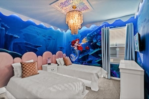 1 bedroom, iron/ironing board, travel crib, WiFi - Amazing 6Bed Home in Solara, Fun for All (Kissimmee)