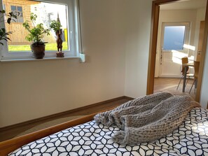 1 soverom, strykejern/-brett, wi-fi (inkludert) og sengetøy