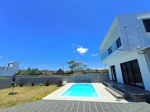 Outdoor pool - Lux Villa in Island of Mauritius, Grand Baie hidden Gem with poolside Bliss (Grand Baie)