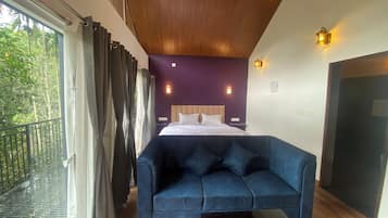 1 bedroom, laptop workspace, soundproofing, free WiFi