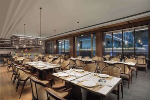 Dining - Wingate BY Wyndham Yunfu Xinxing (Yunfu)